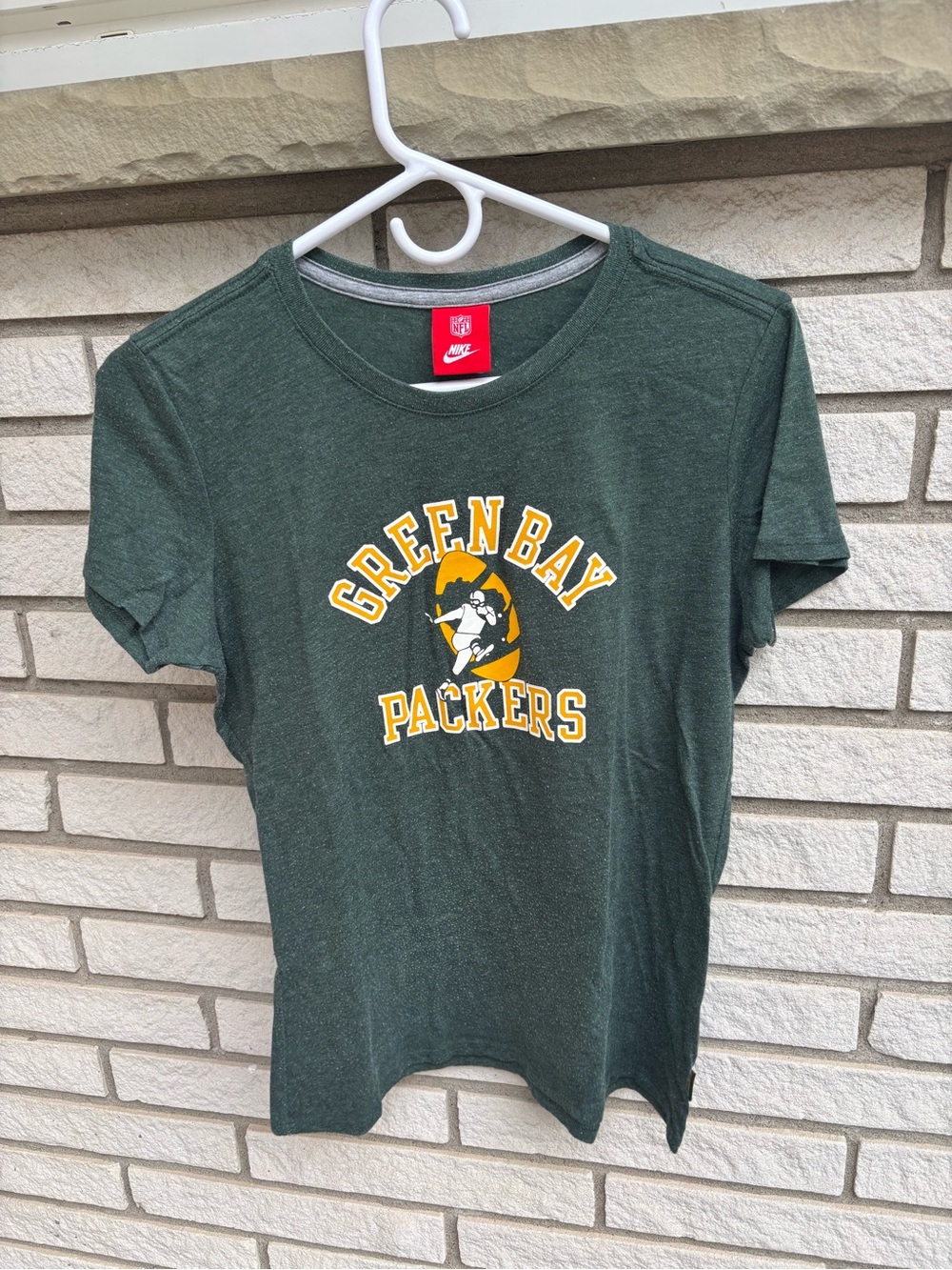 Nike Dark Green Green Bay Packers Graphic Tee with Yellow Logo